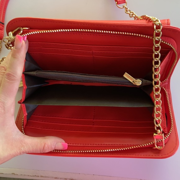 Multi-Purpose Wallet - Picture 4 of 5